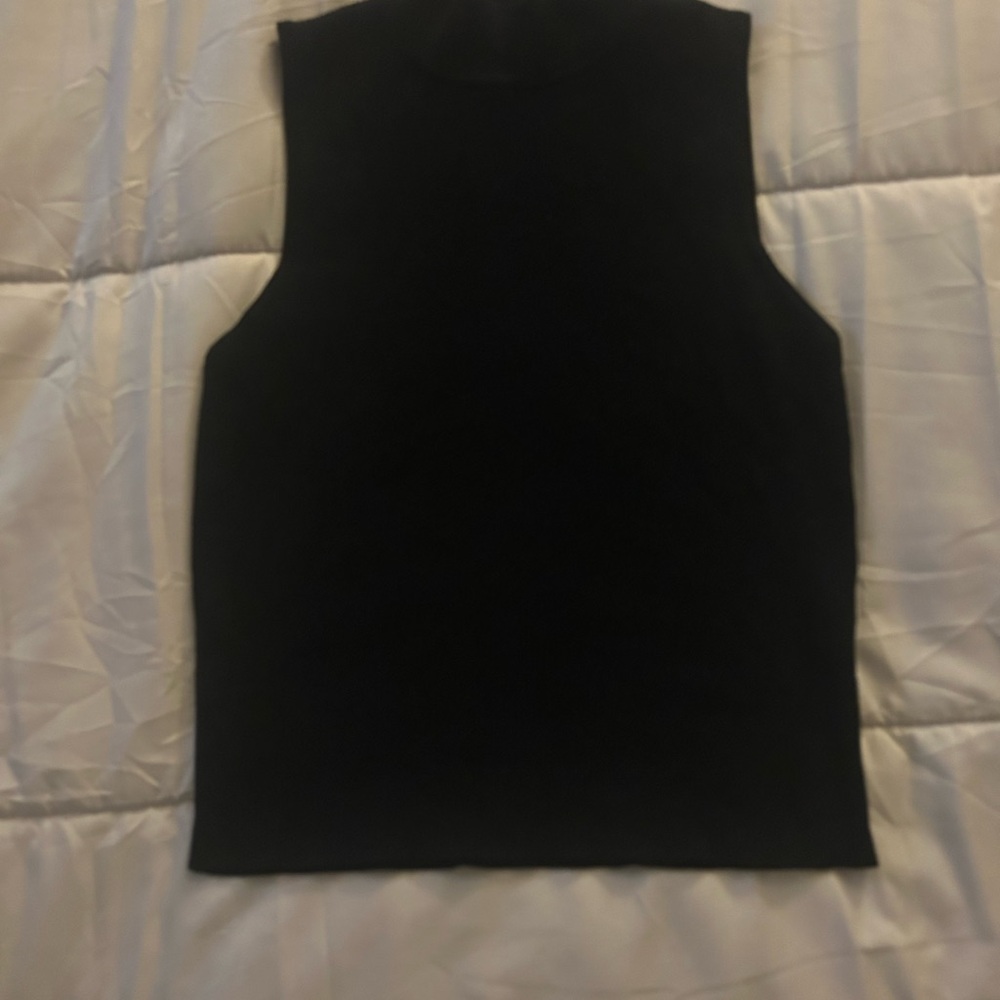 Forever 21 Black Sleeveless Tank Top